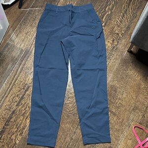 Women’s lululemon navy blue golf pants